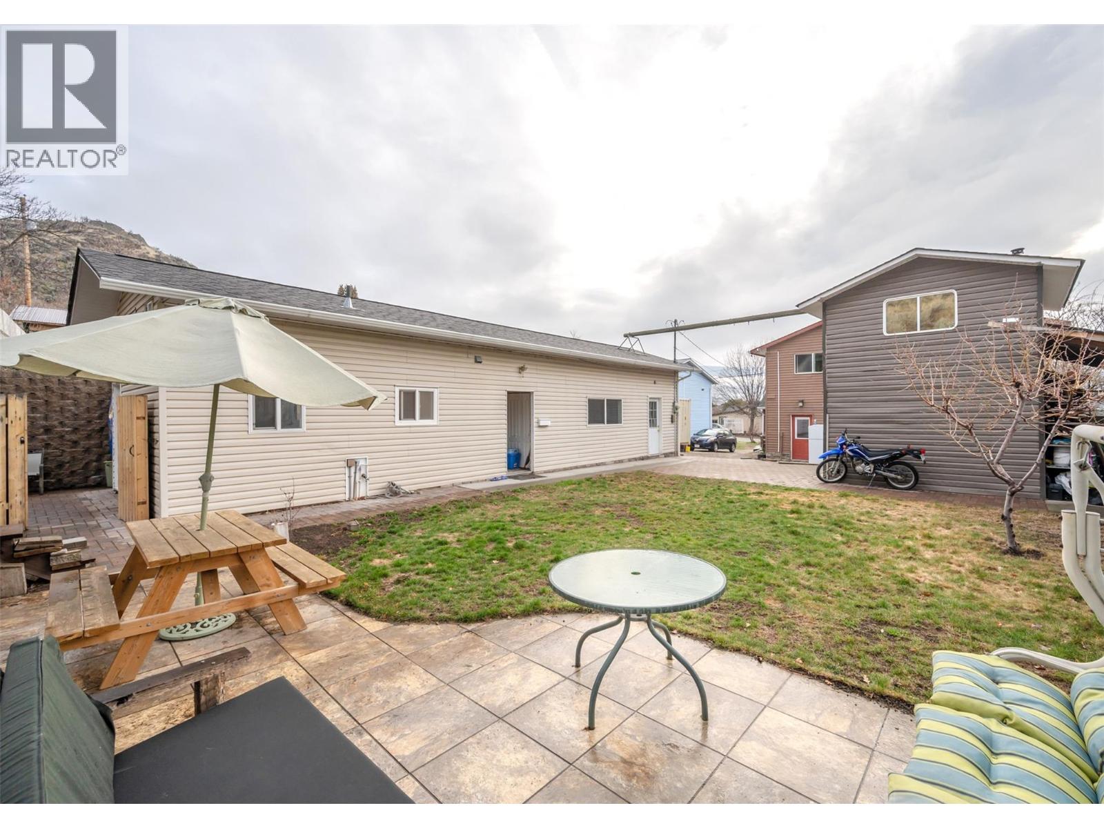 6404 Spartan Street, Oliver