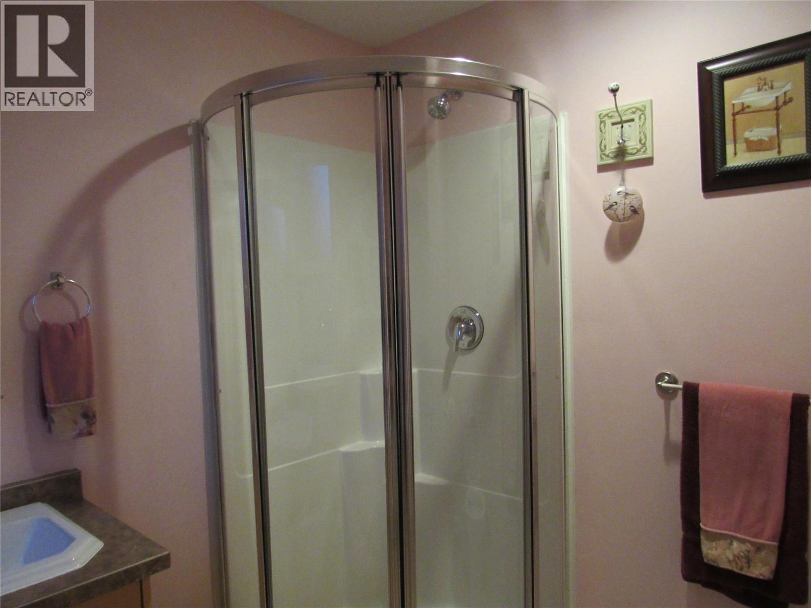 1659 Greystone Place, Castlegar