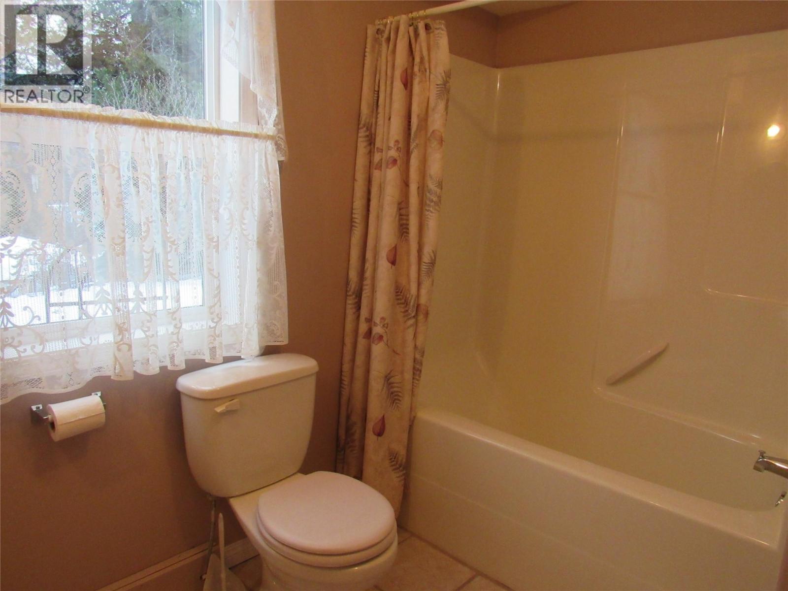 1659 Greystone Place, Castlegar