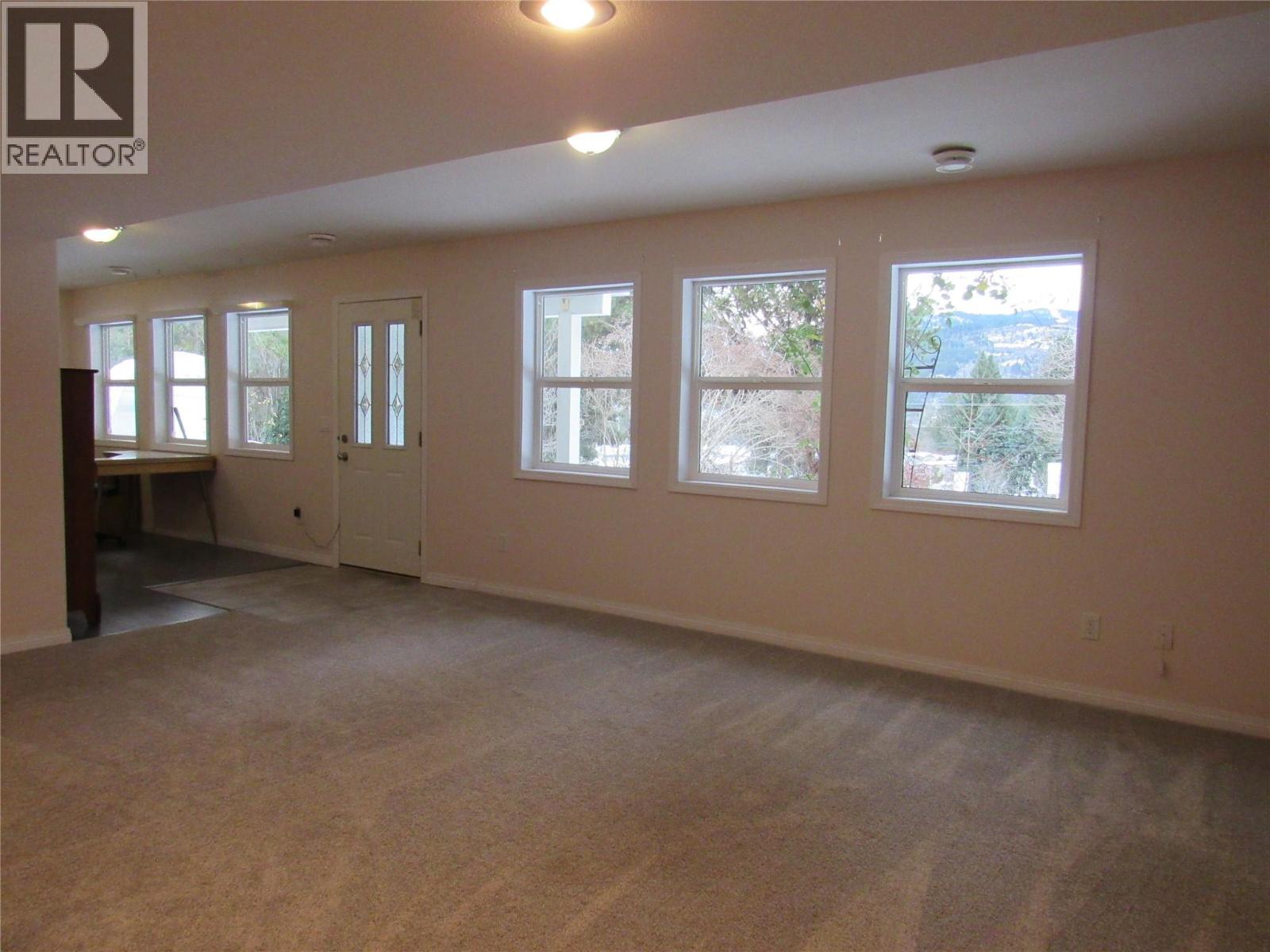 1659 Greystone Place, Castlegar