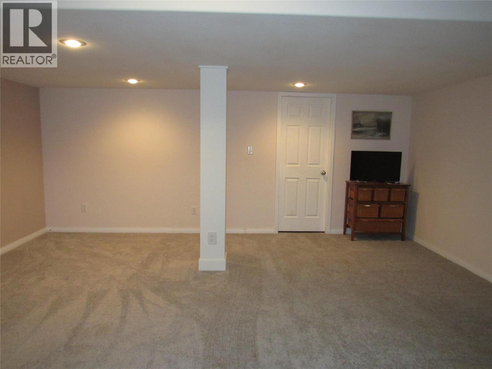 1659 Greystone Place, Castlegar