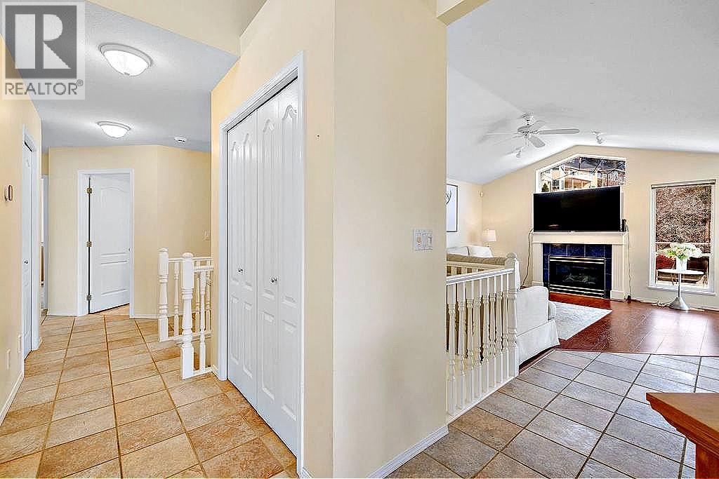  5205 MacNeill Court, Peachland