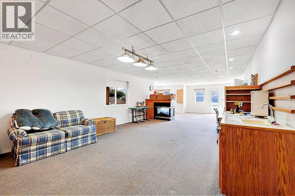  5205 MacNeill Court, Peachland