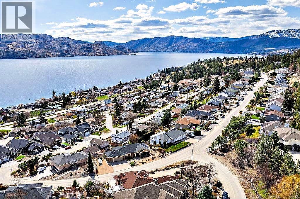  5205 MacNeill Court, Peachland