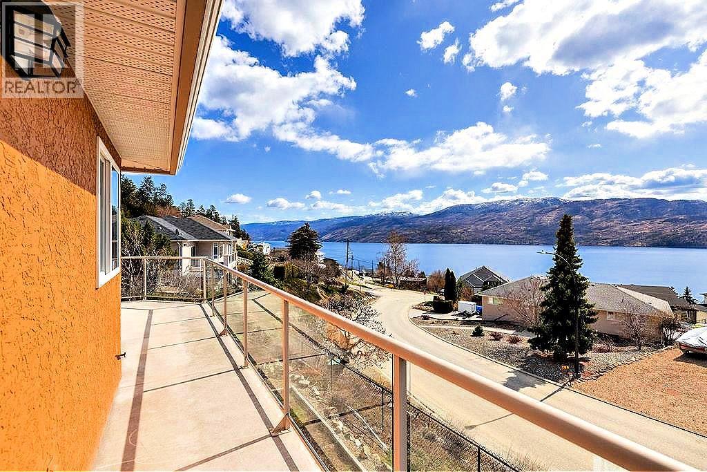  5205 MacNeill Court, Peachland