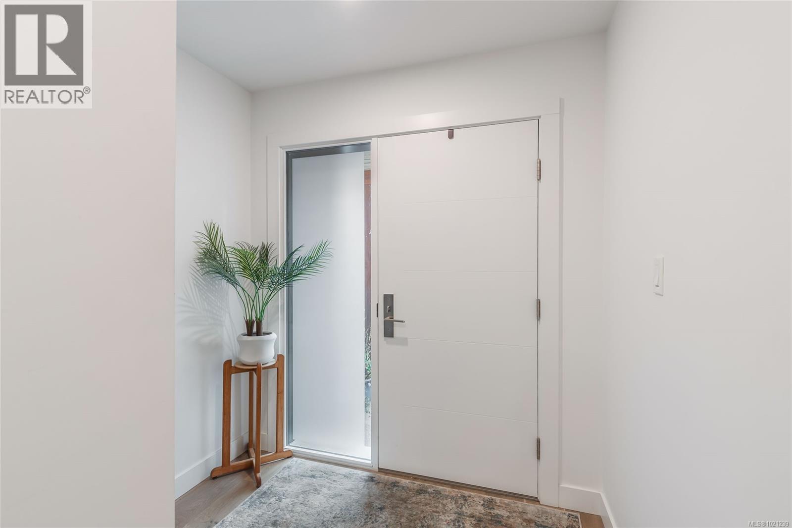 8 180 First Ave W, Qualicum Beach