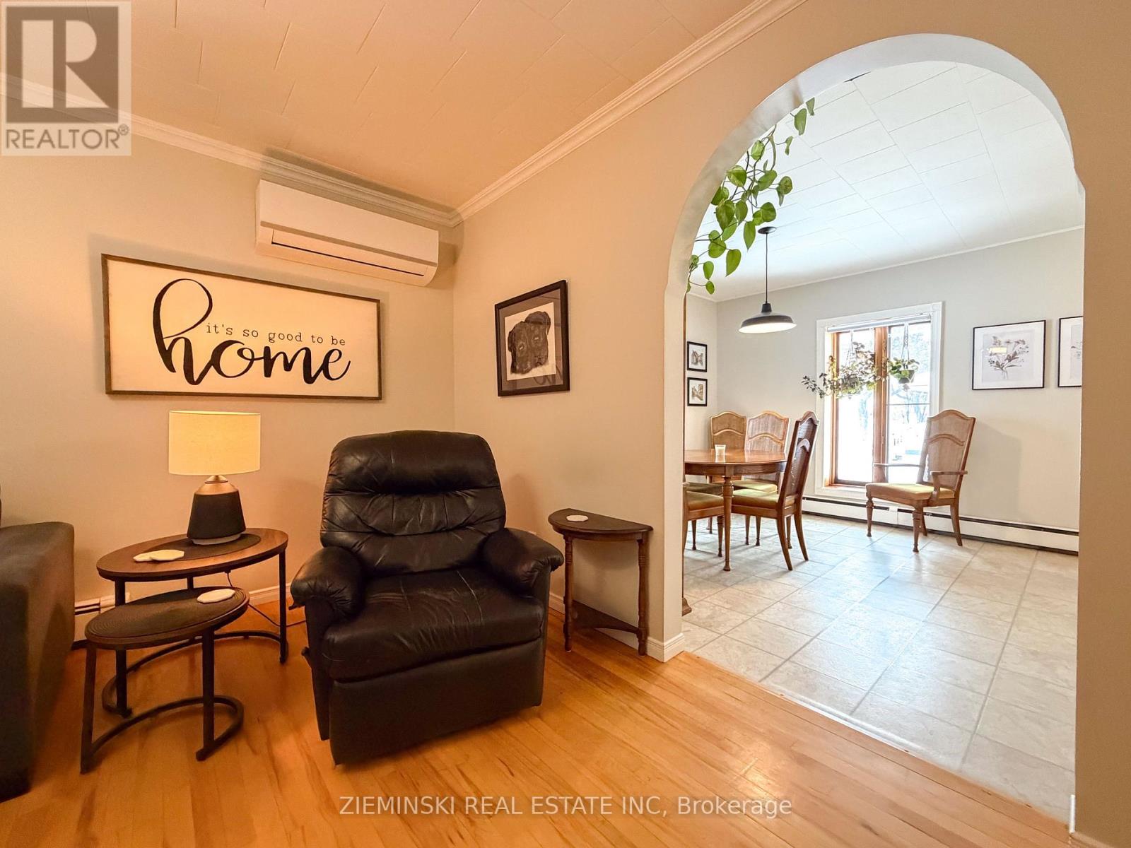 637 MONTROCK STREET - Photo 3 of 50, Iroquois Falls, Ontario