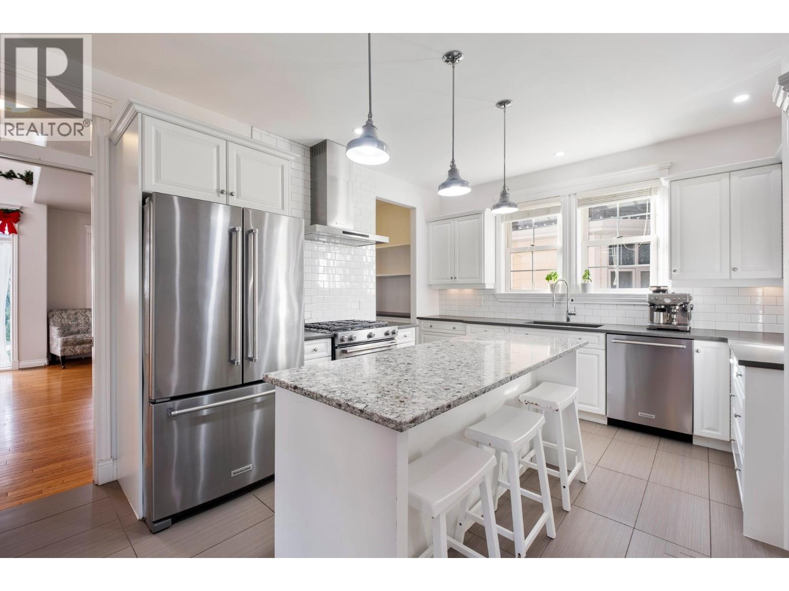  434 Providence Avenue, Kelowna