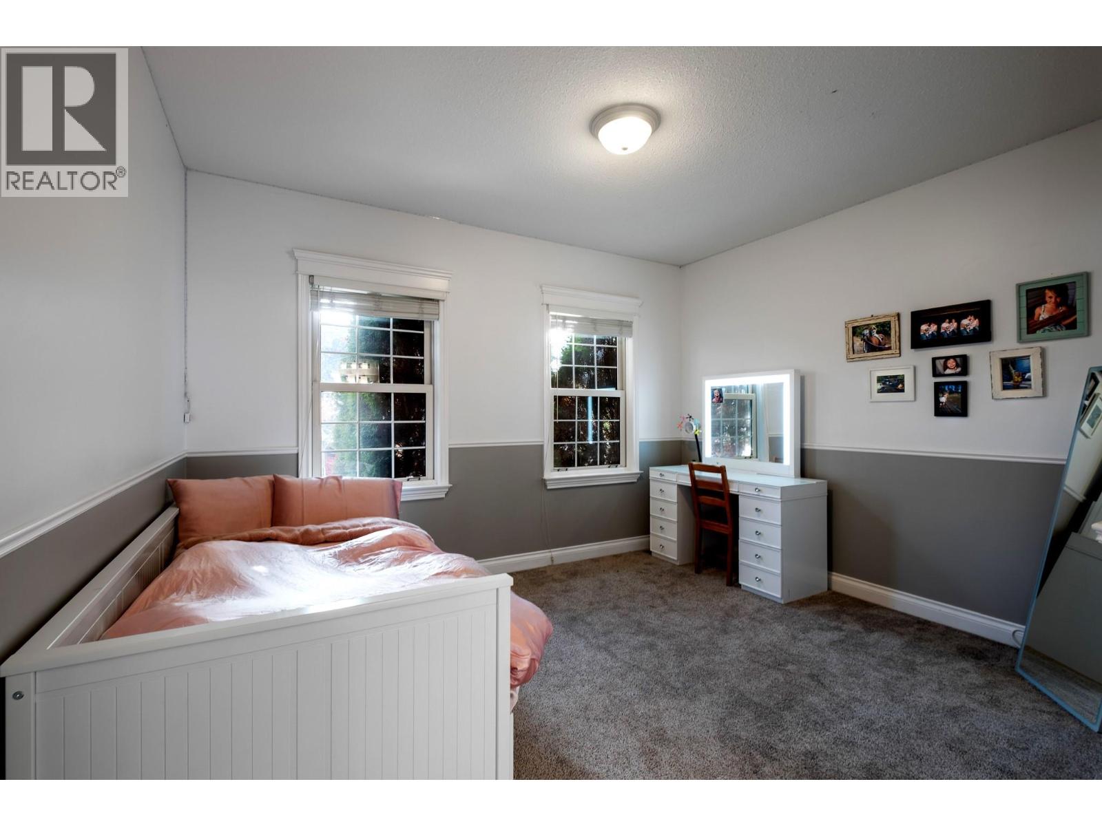  434 Providence Avenue, Kelowna