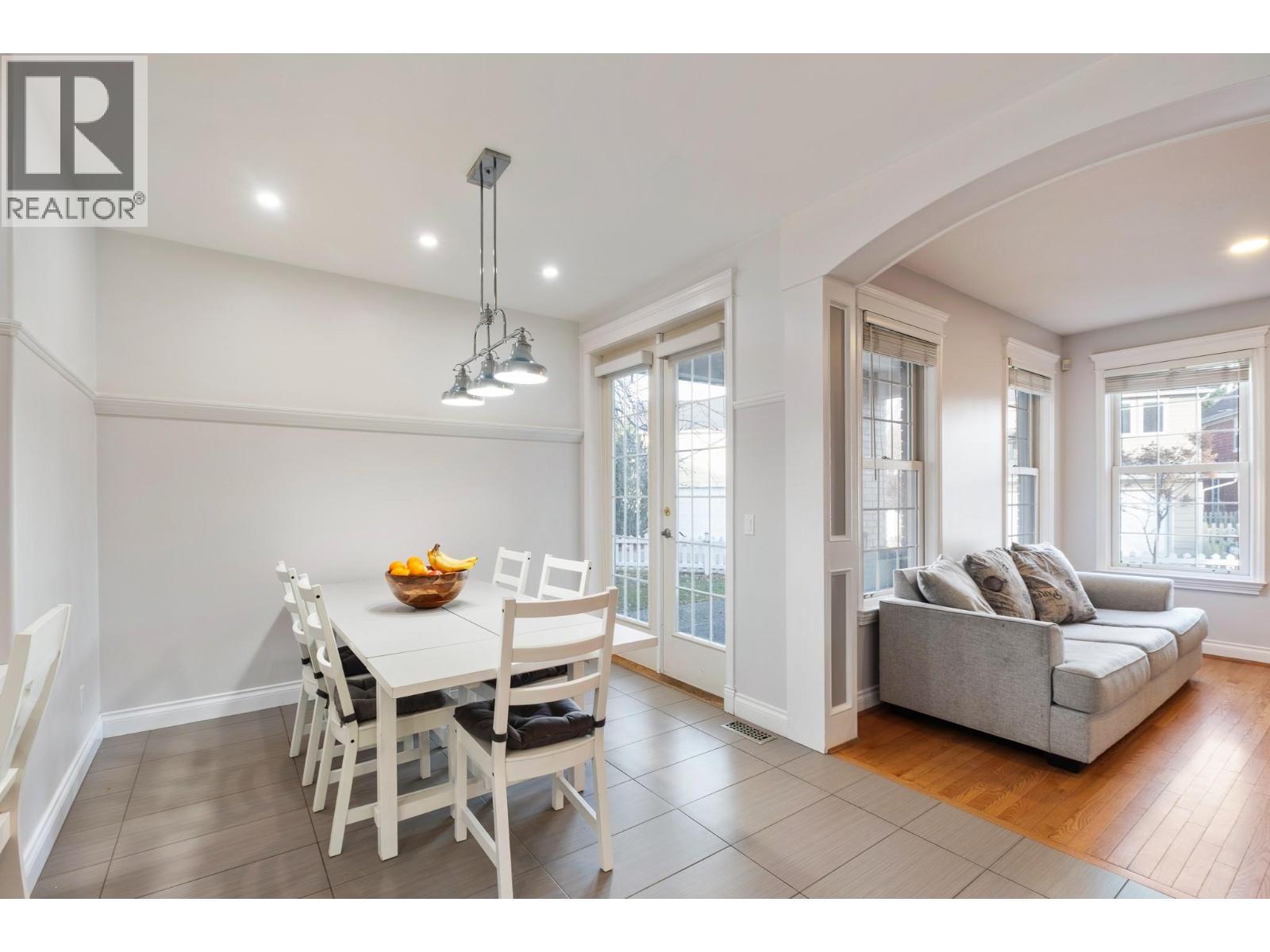  434 Providence Avenue, Kelowna