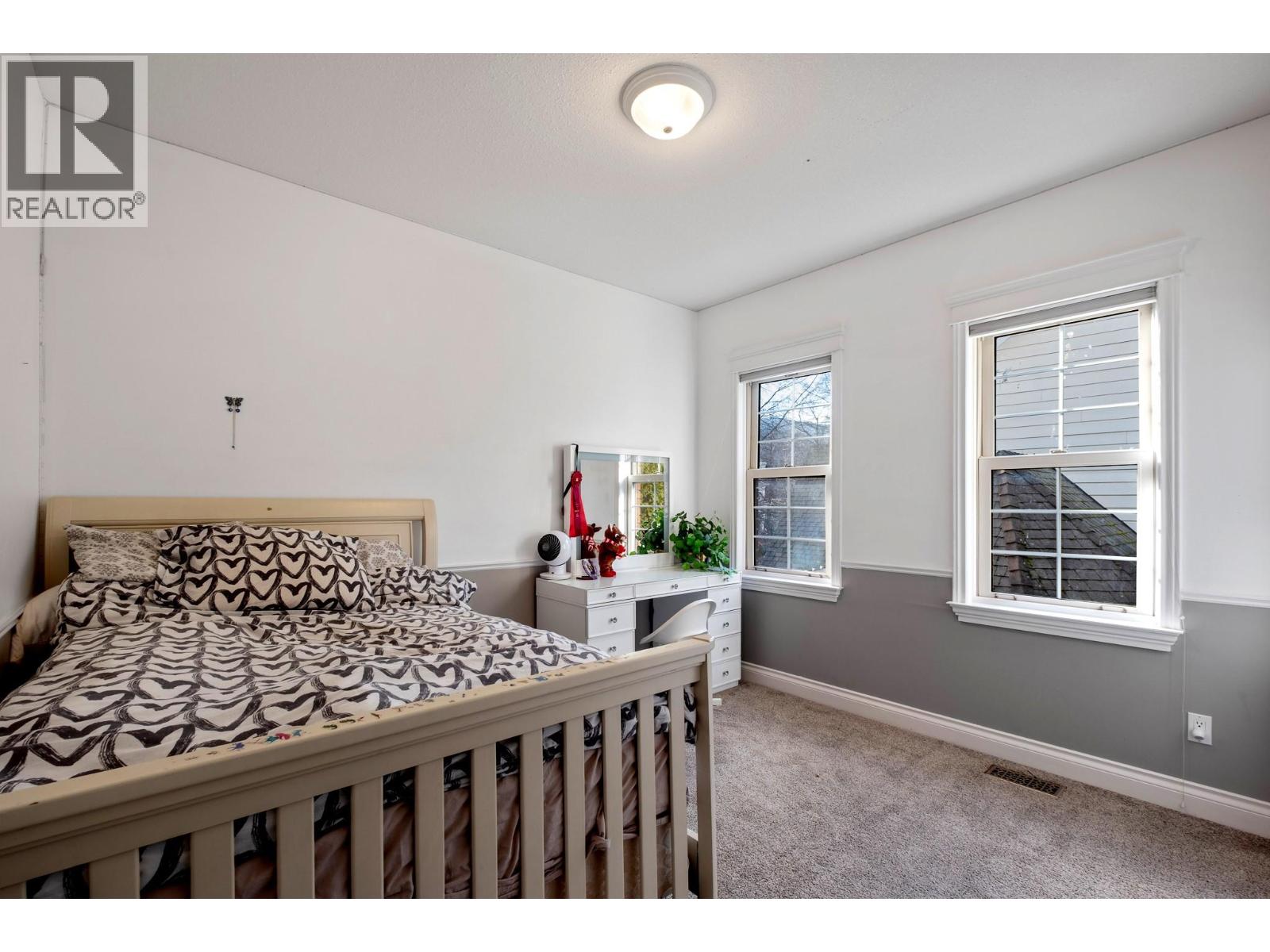  434 Providence Avenue, Kelowna