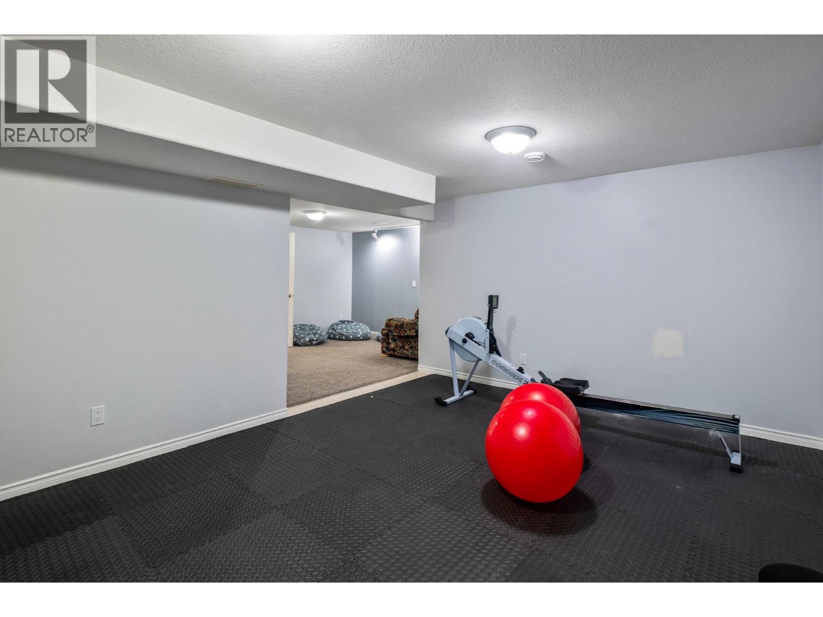  434 Providence Avenue, Kelowna