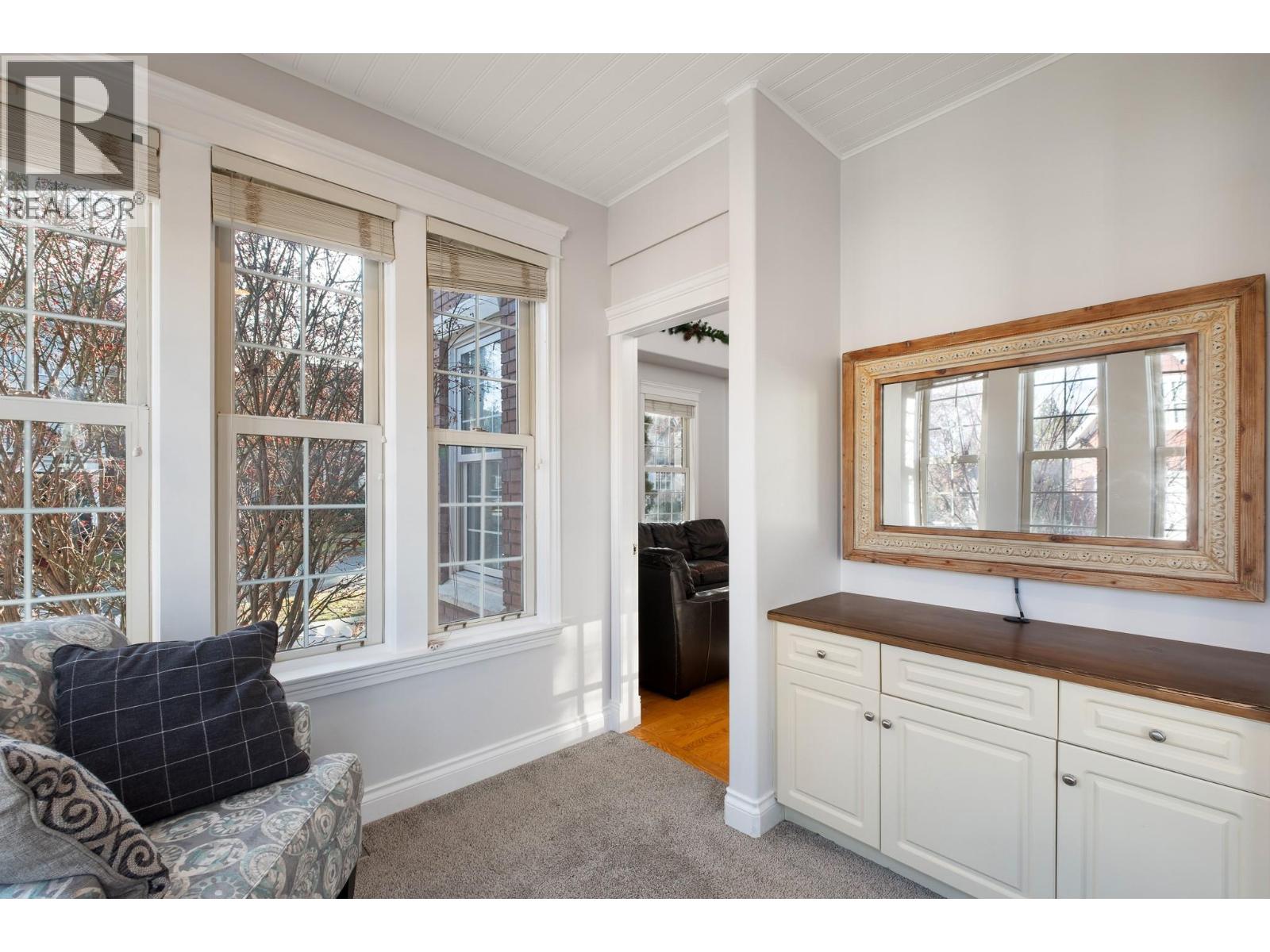  434 Providence Avenue, Kelowna