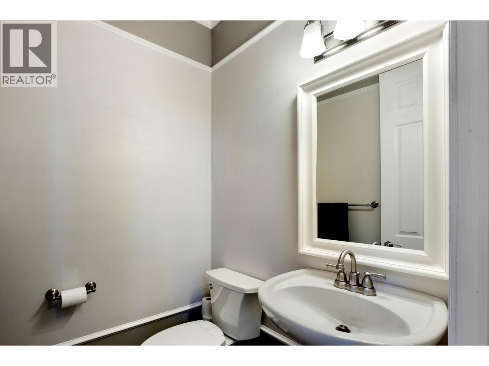  434 Providence Avenue, Kelowna