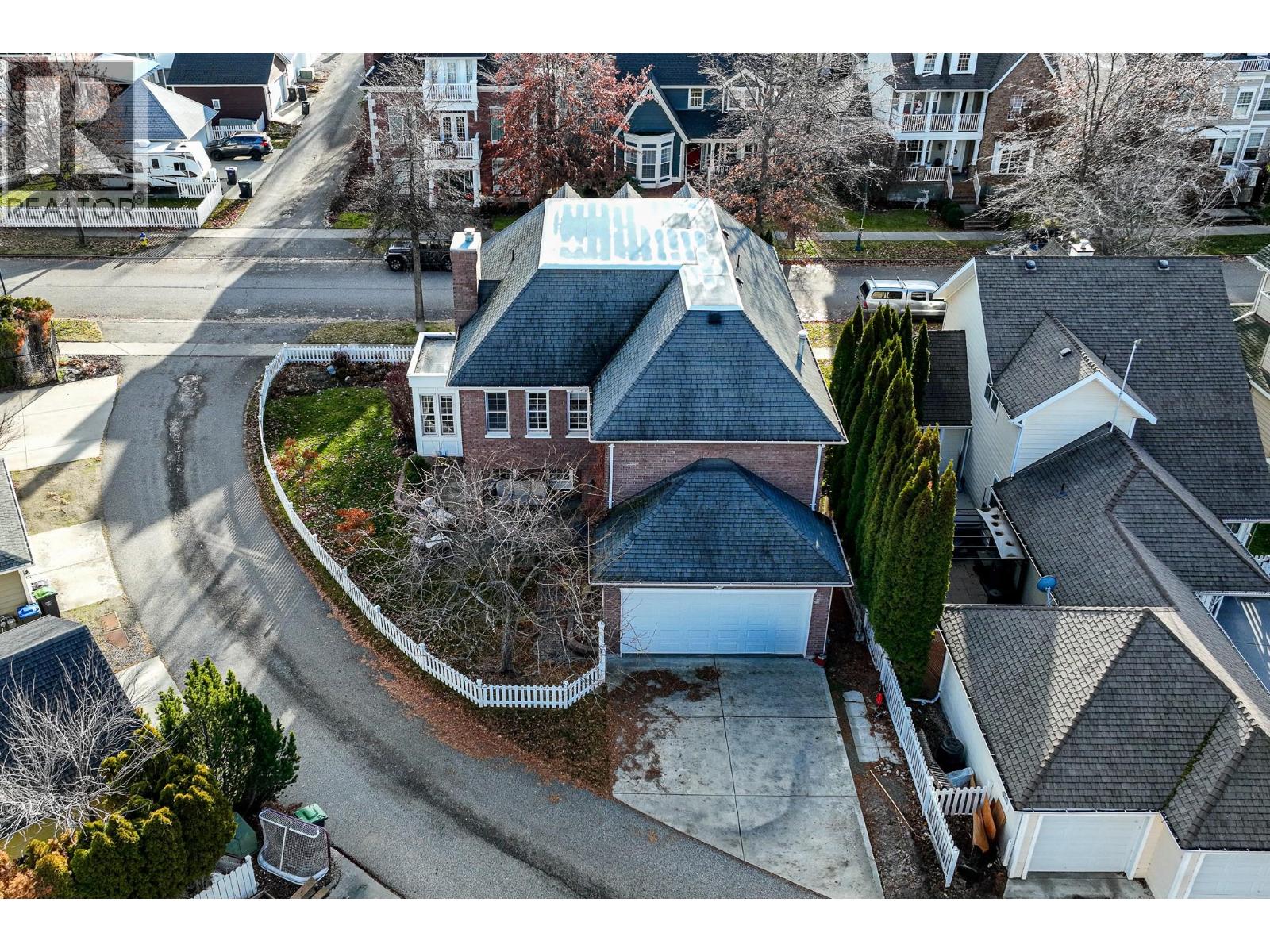 434 Providence Avenue - 35