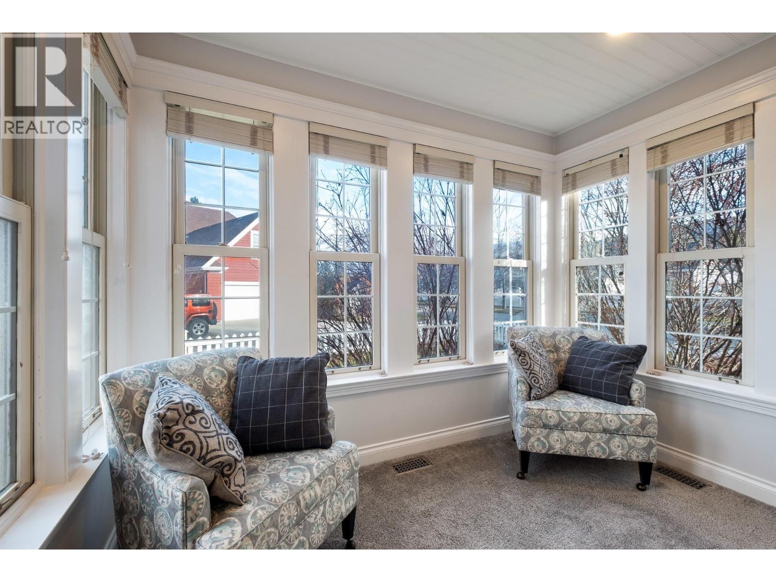  434 Providence Avenue, Kelowna