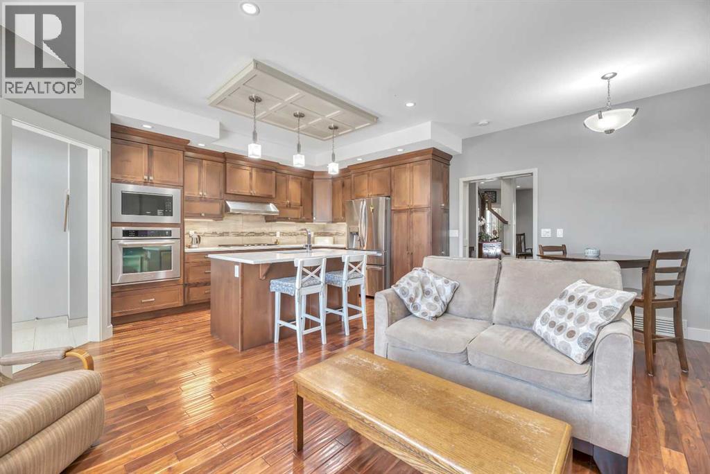 Single Family House for Sale in  Bowness Road NW Montgomery Calgary 