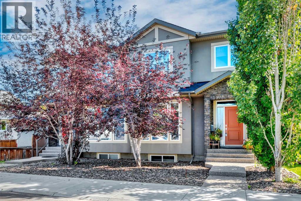 Single Family House for Sale in  Bowness Road NW Montgomery Calgary 