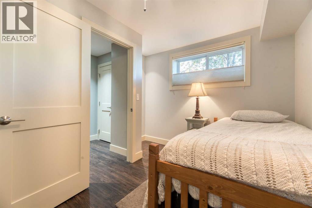 Single Family House for Sale in  Bowness Road NW Montgomery Calgary 