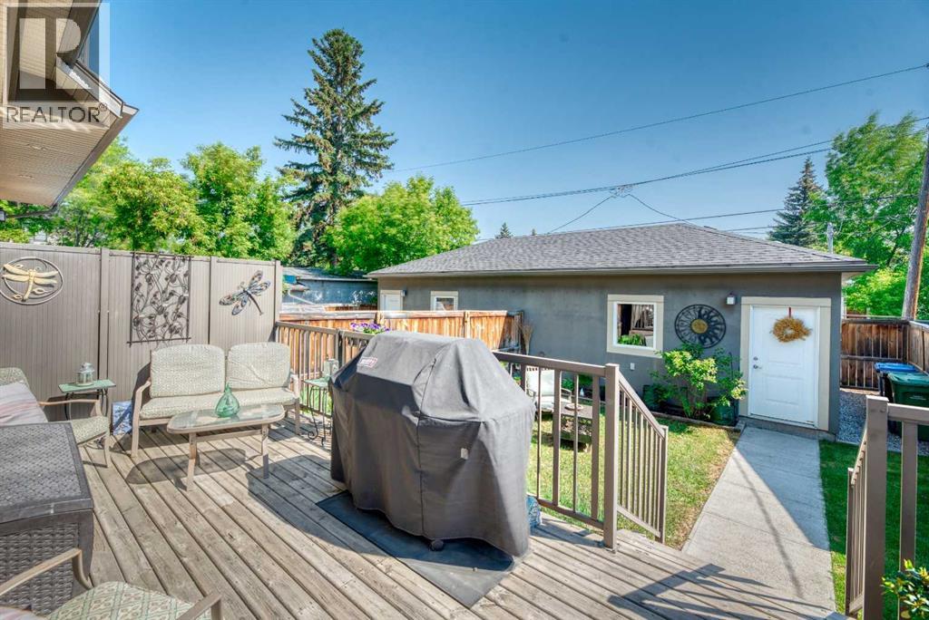 Single Family House for Sale in  Bowness Road NW Montgomery Calgary 