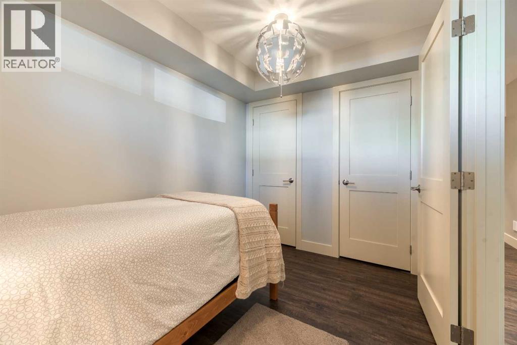 Single Family House for Sale in  Bowness Road NW Montgomery Calgary 