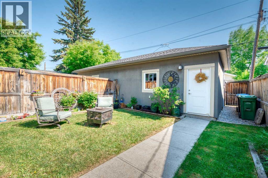 Single Family House for Sale in  Bowness Road NW Montgomery Calgary 