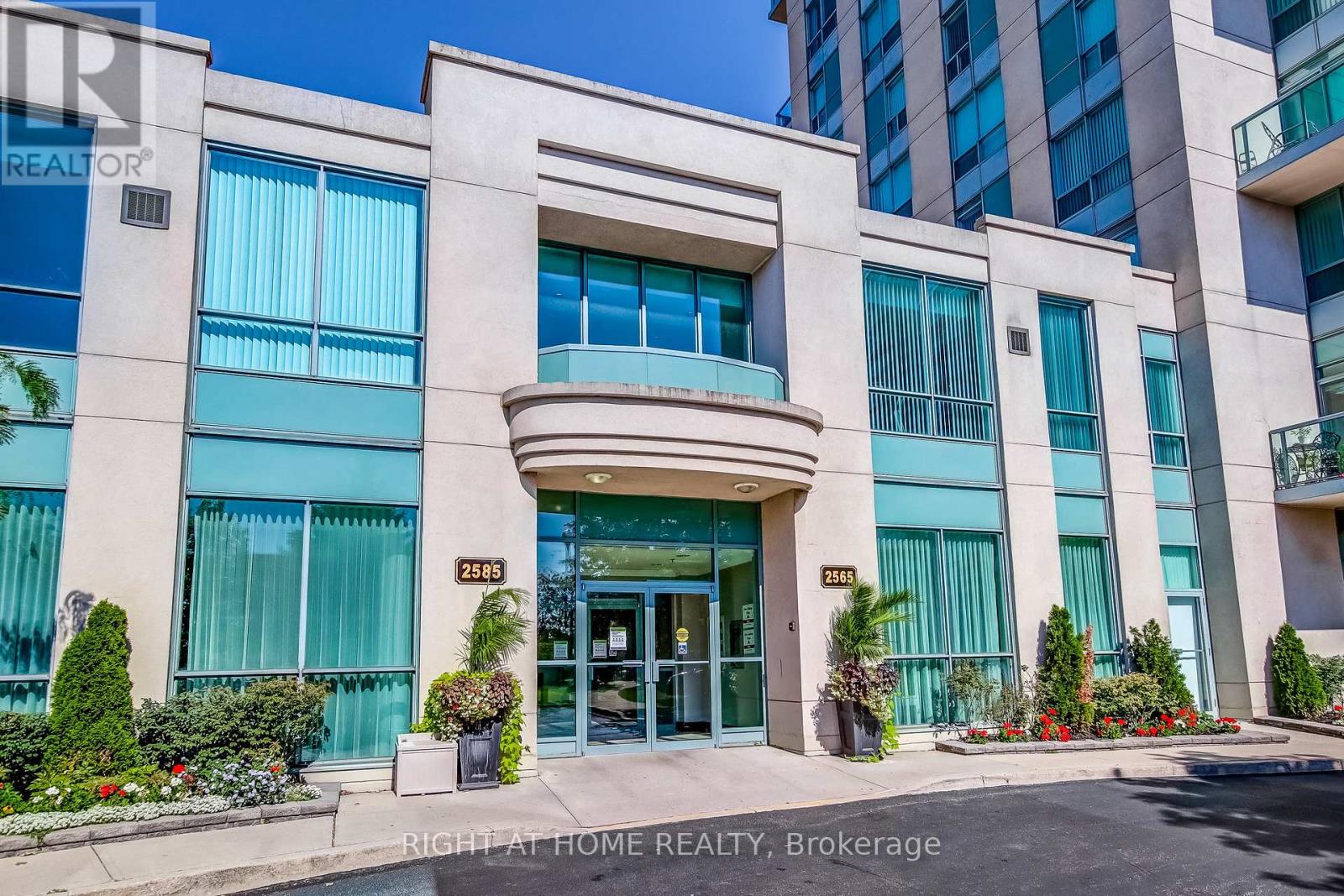 #508 2565 ERIN CENTRE BOULEVARD - 10
