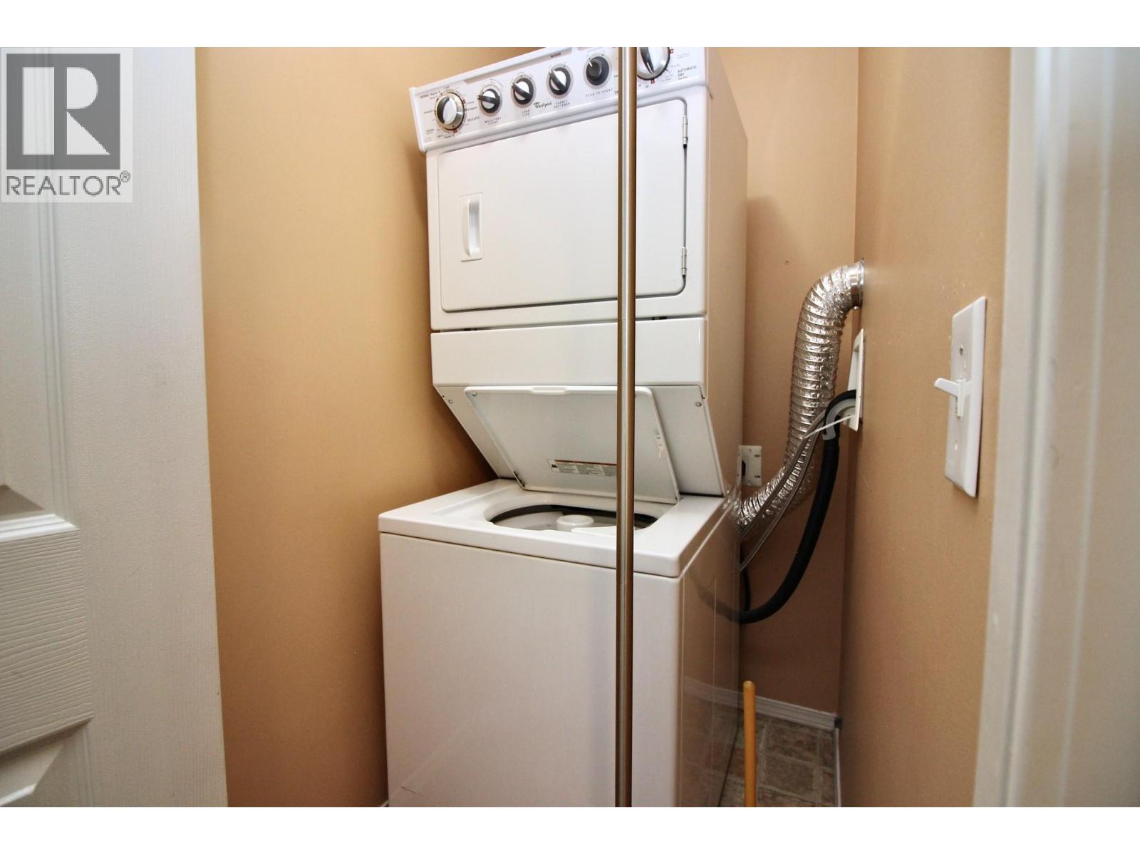 121 2585 Hebert Road, Kelowna