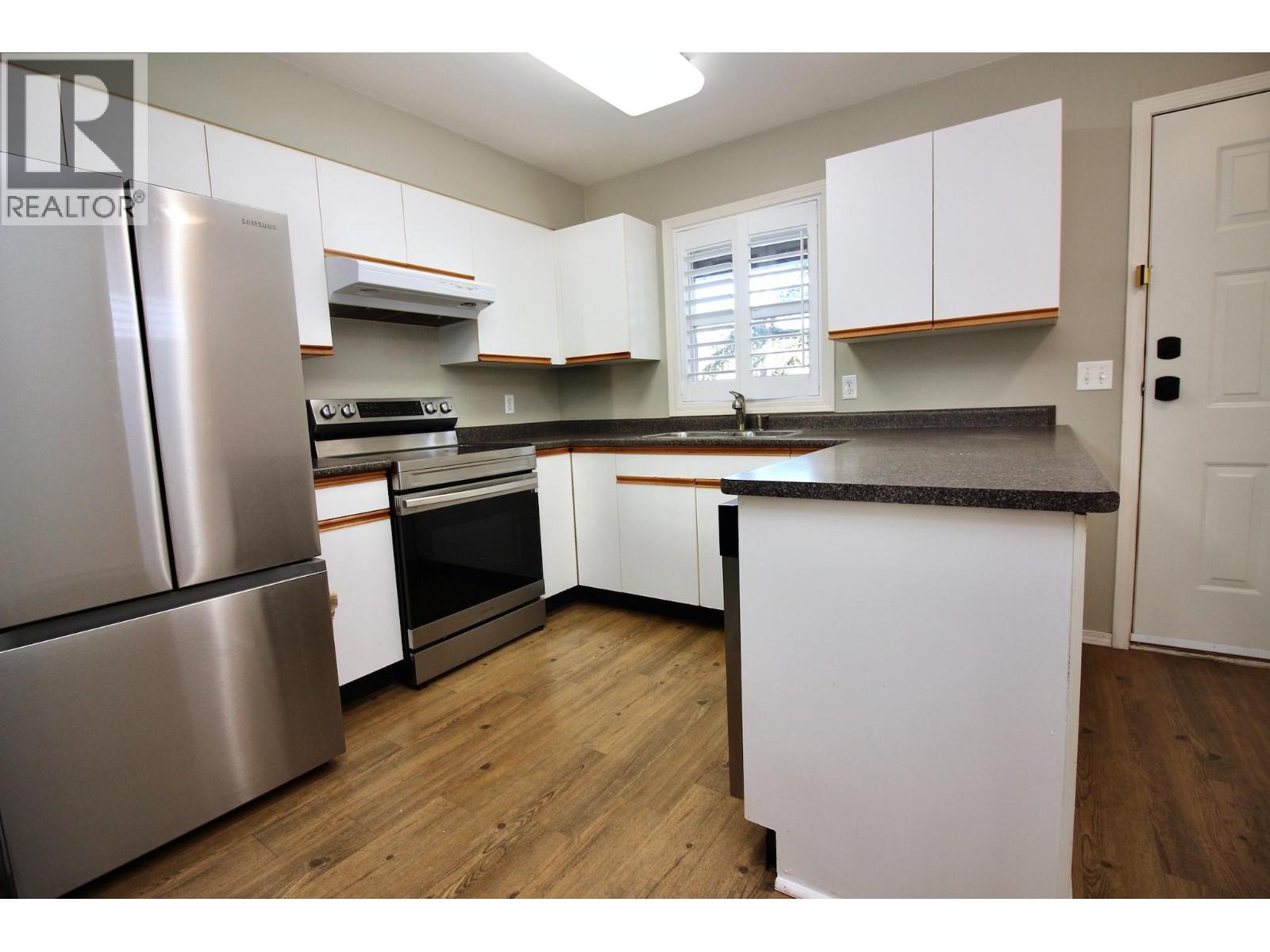 121 2585 Hebert Road, Kelowna