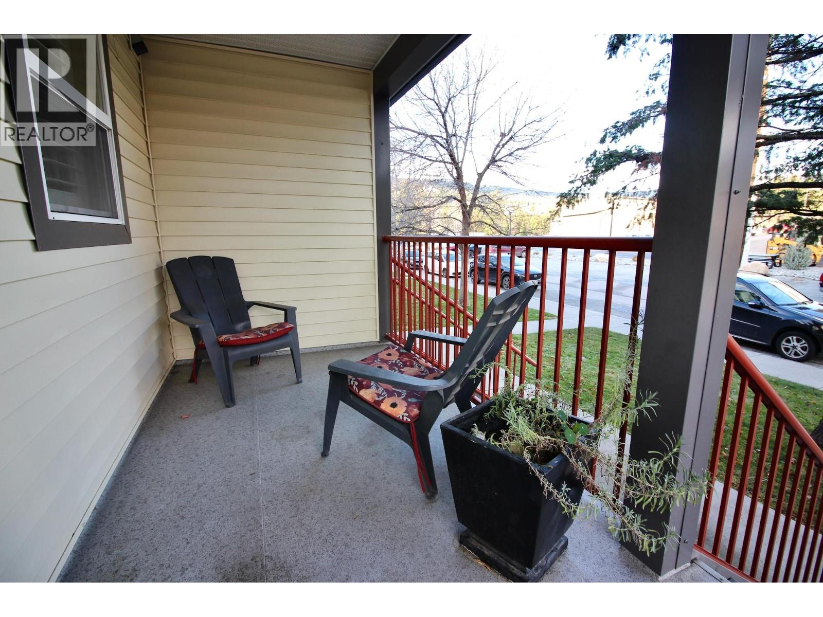 121 2585 Hebert Road, Kelowna