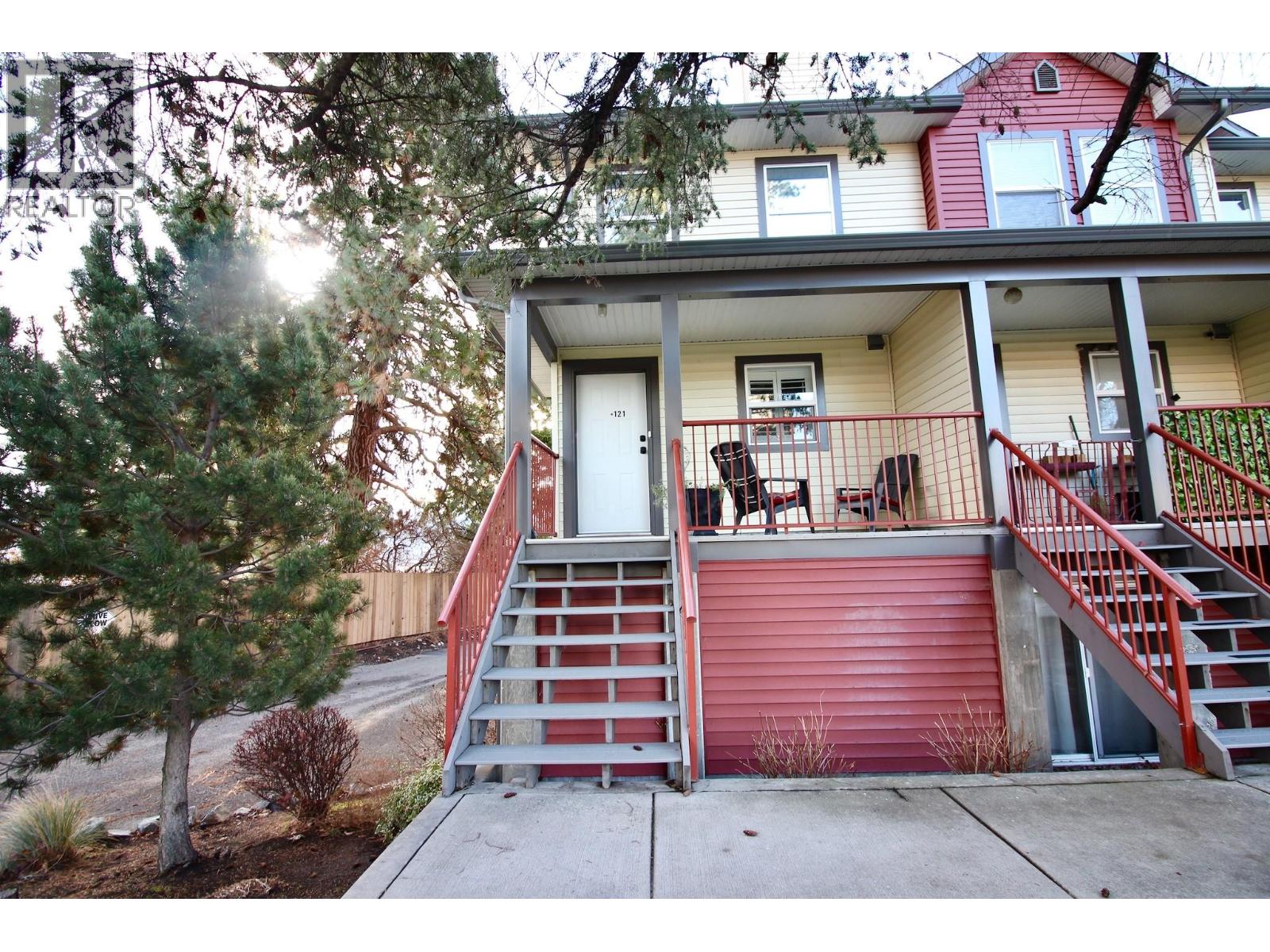 #121 2585 Hebert Road - 26