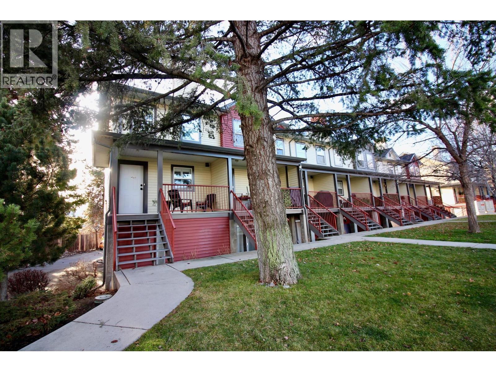 121 2585 Hebert Road, Kelowna