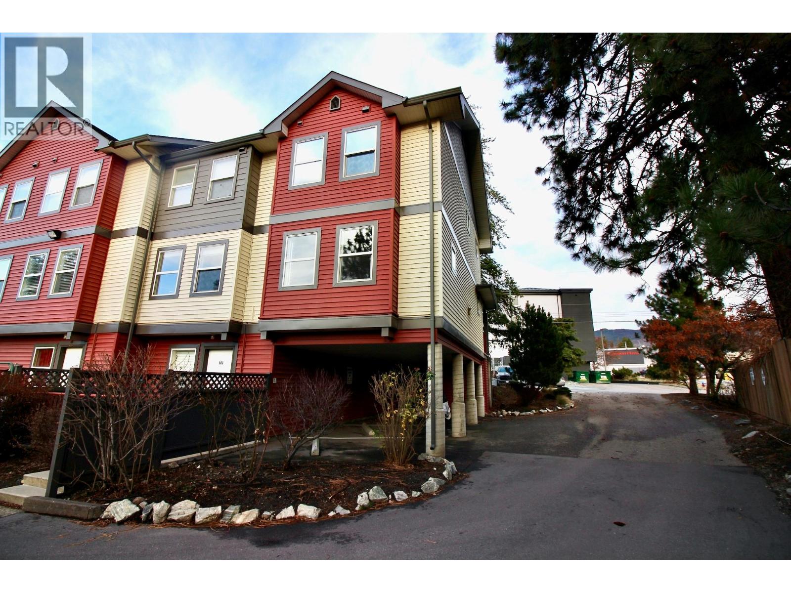 #121 2585 Hebert Road - 3
