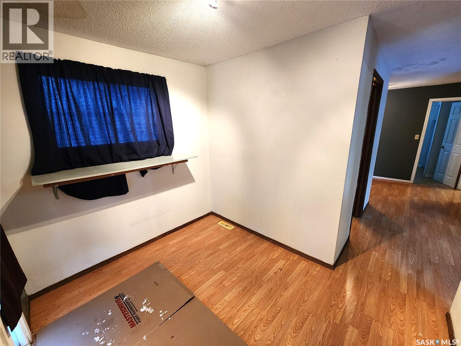 508 1st AVENUE E - Photo 3 of 22, Lampman, Saskatchewan