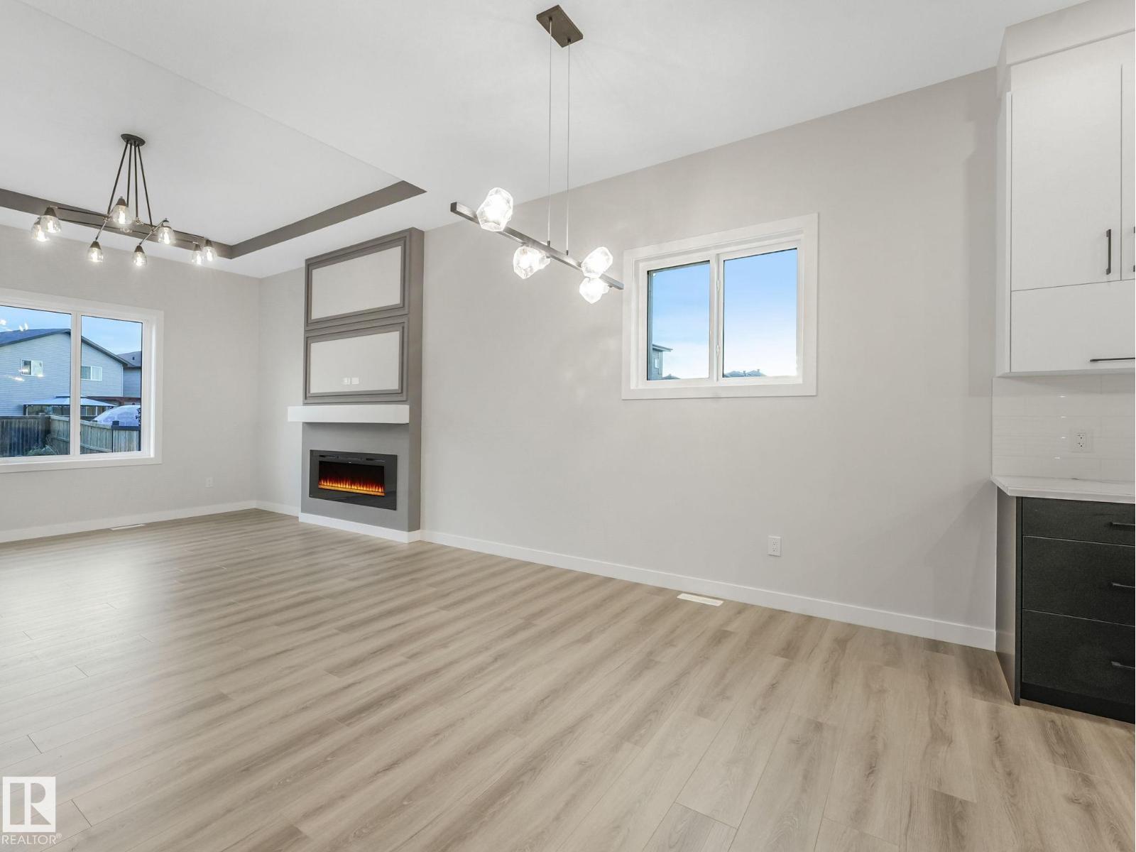 36 Dalquist bay, Leduc