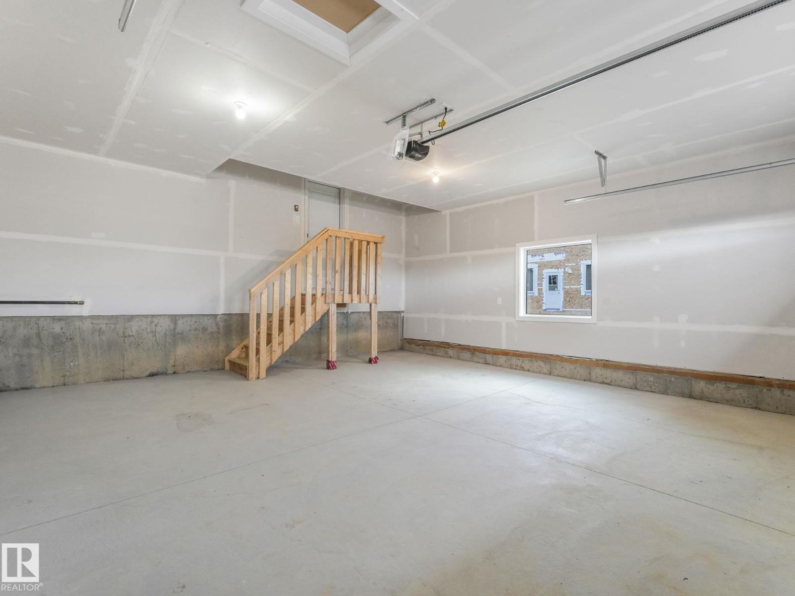 36 Dalquist bay, Leduc