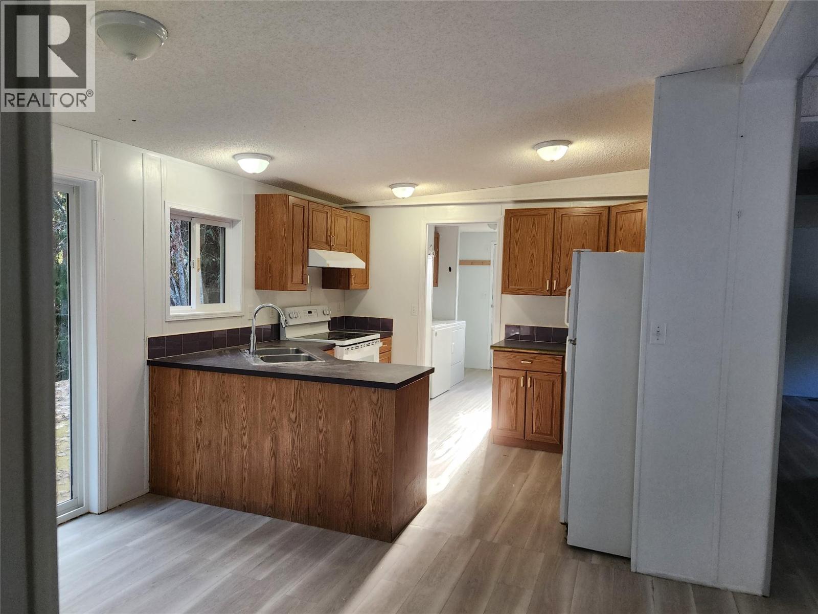 1531 MOUNTAIN RIDGE ROAD - 10