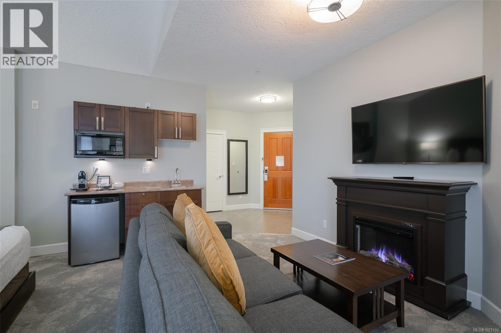 310D 1730 Riverside Lane, Courtenay