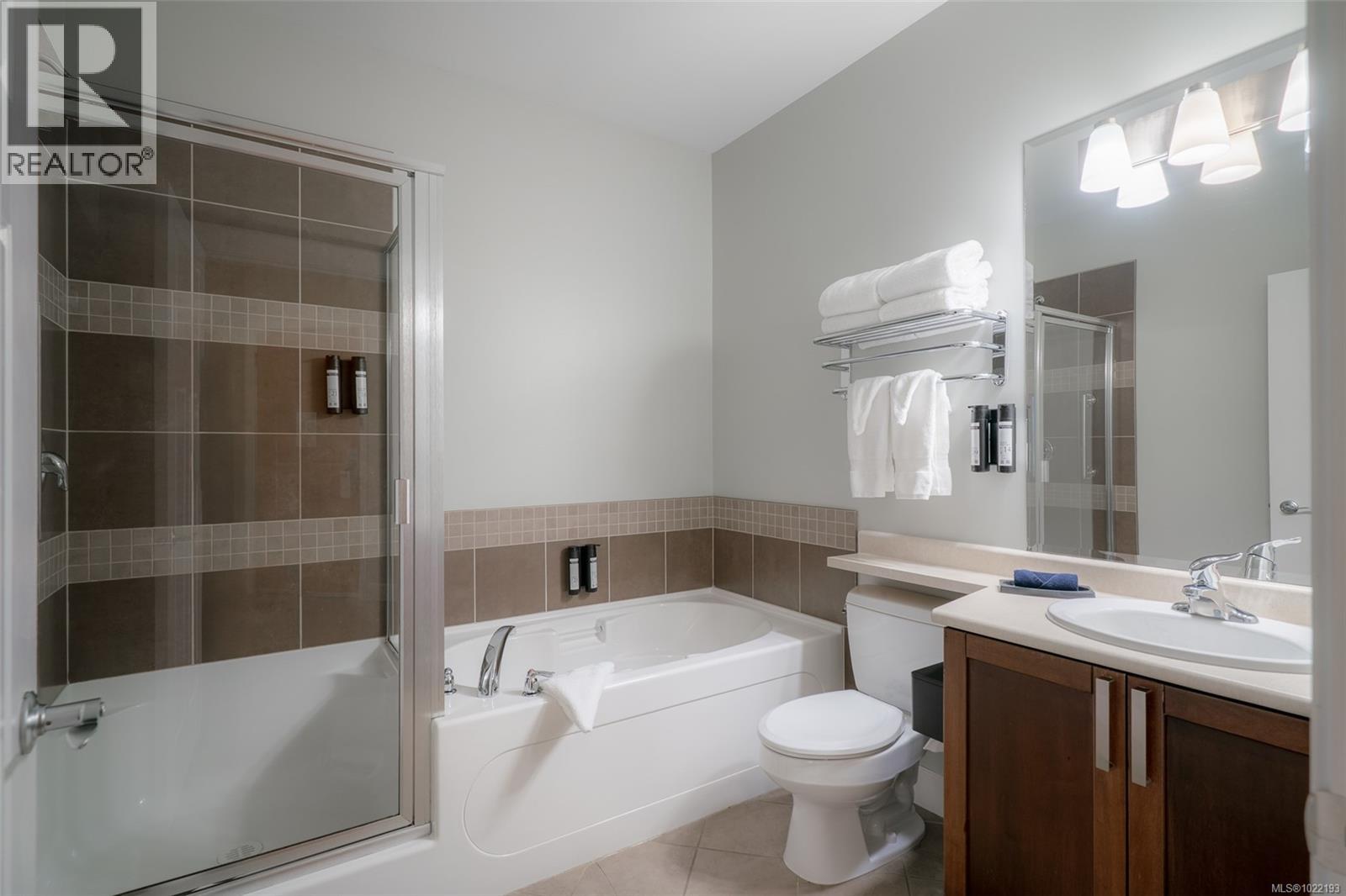 #310D 1730 Riverside Lane - 21
