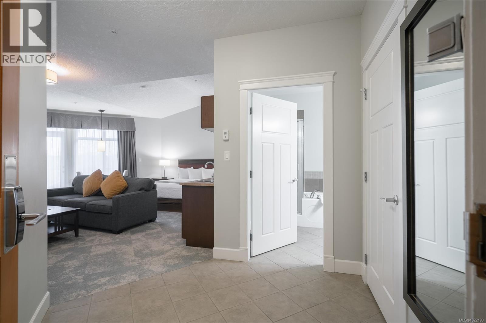 310D 1730 Riverside Lane, Courtenay