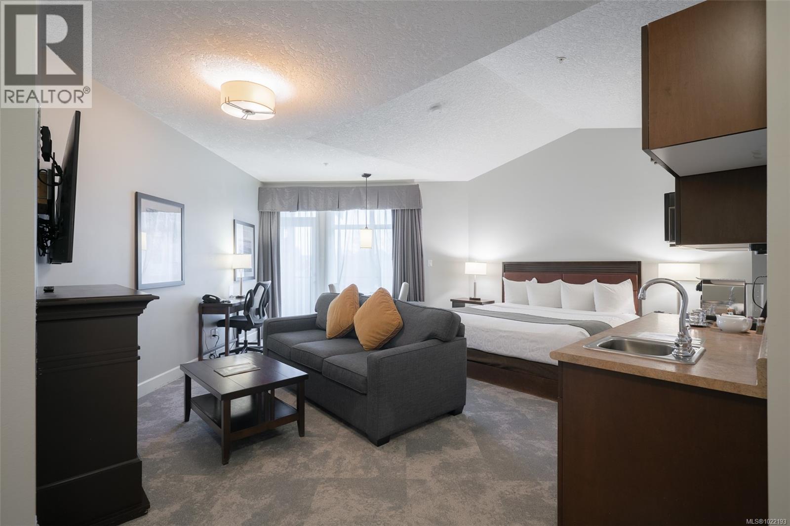 310D 1730 Riverside Lane, Courtenay