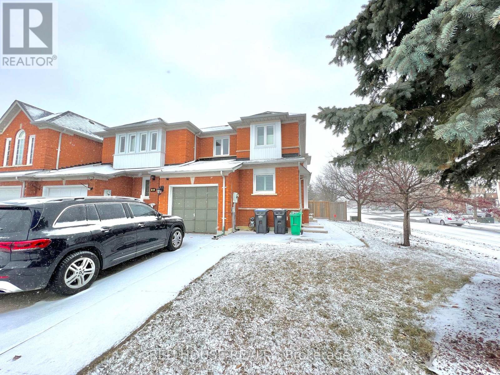 2 PALMOLIVE STREET - Photo 2 of 22, Brampton (Sandringham-Wellington), Ontario