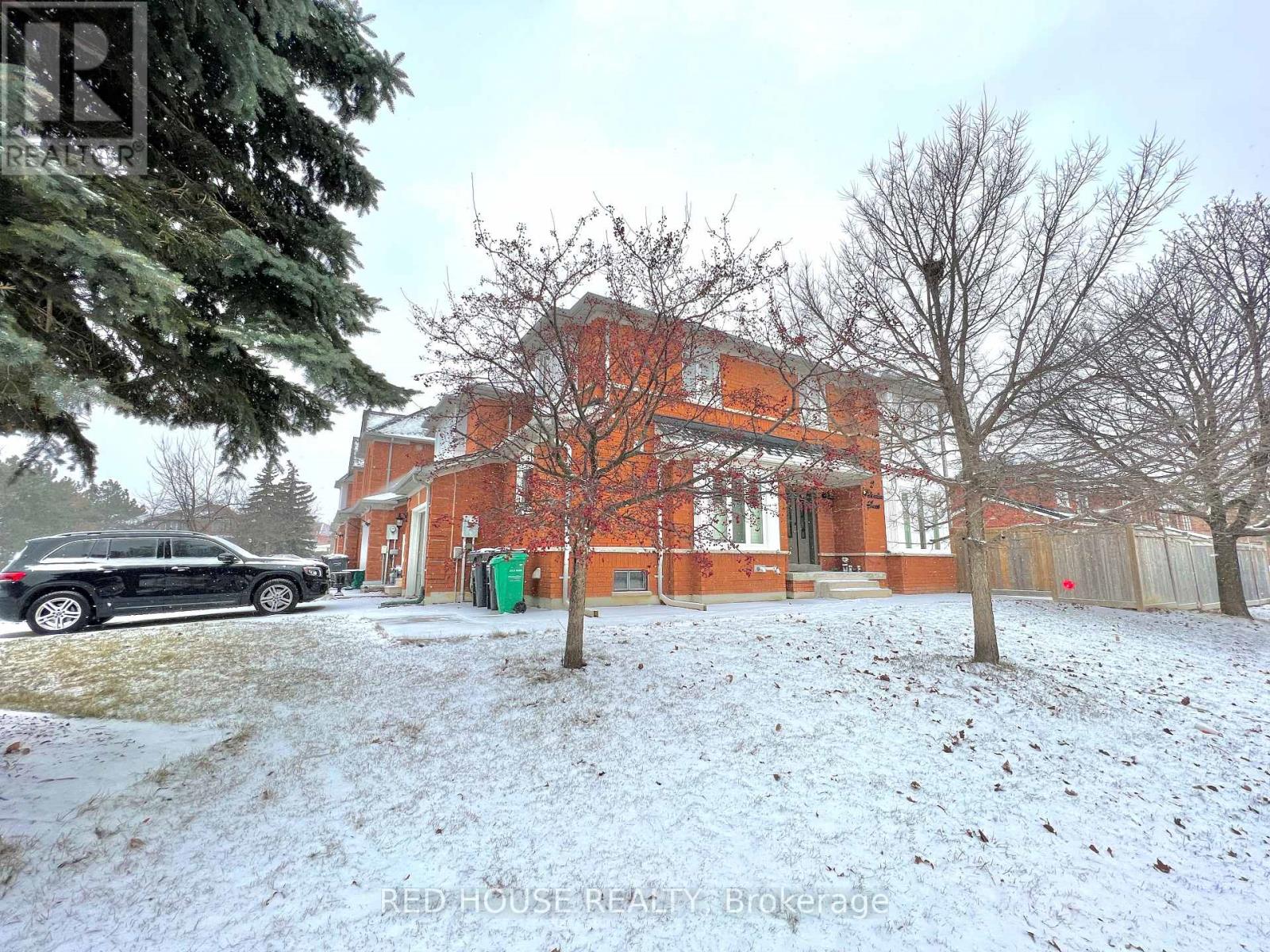 2 PALMOLIVE STREET - Photo 3 of 22, Brampton (Sandringham-Wellington), Ontario