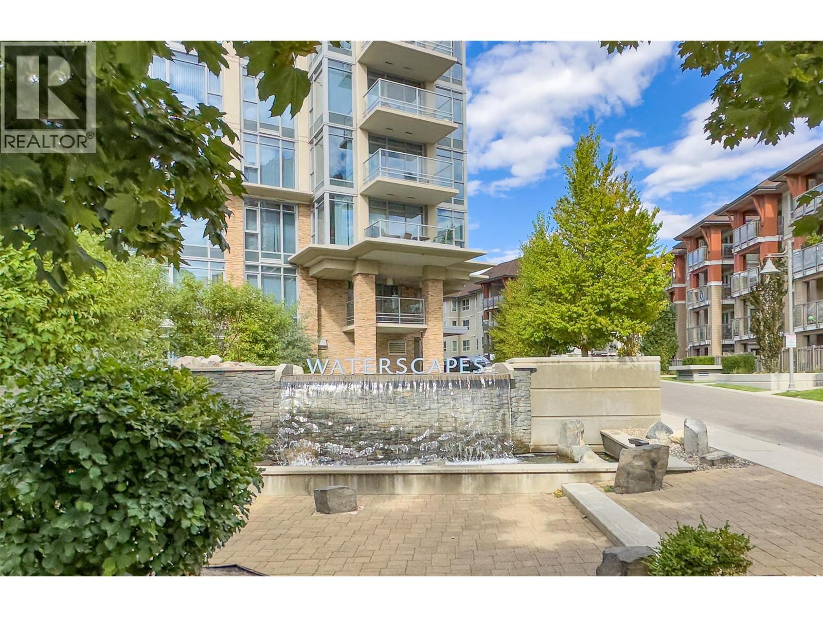 324 1099 Sunset Drive, Kelowna