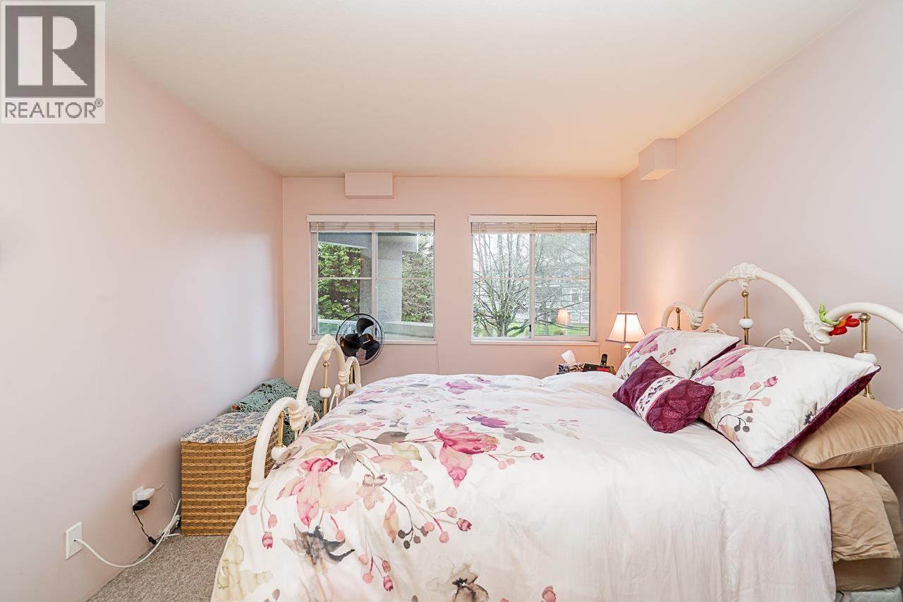 203 2983 CAMBRIDGE STREET, Port Coquitlam