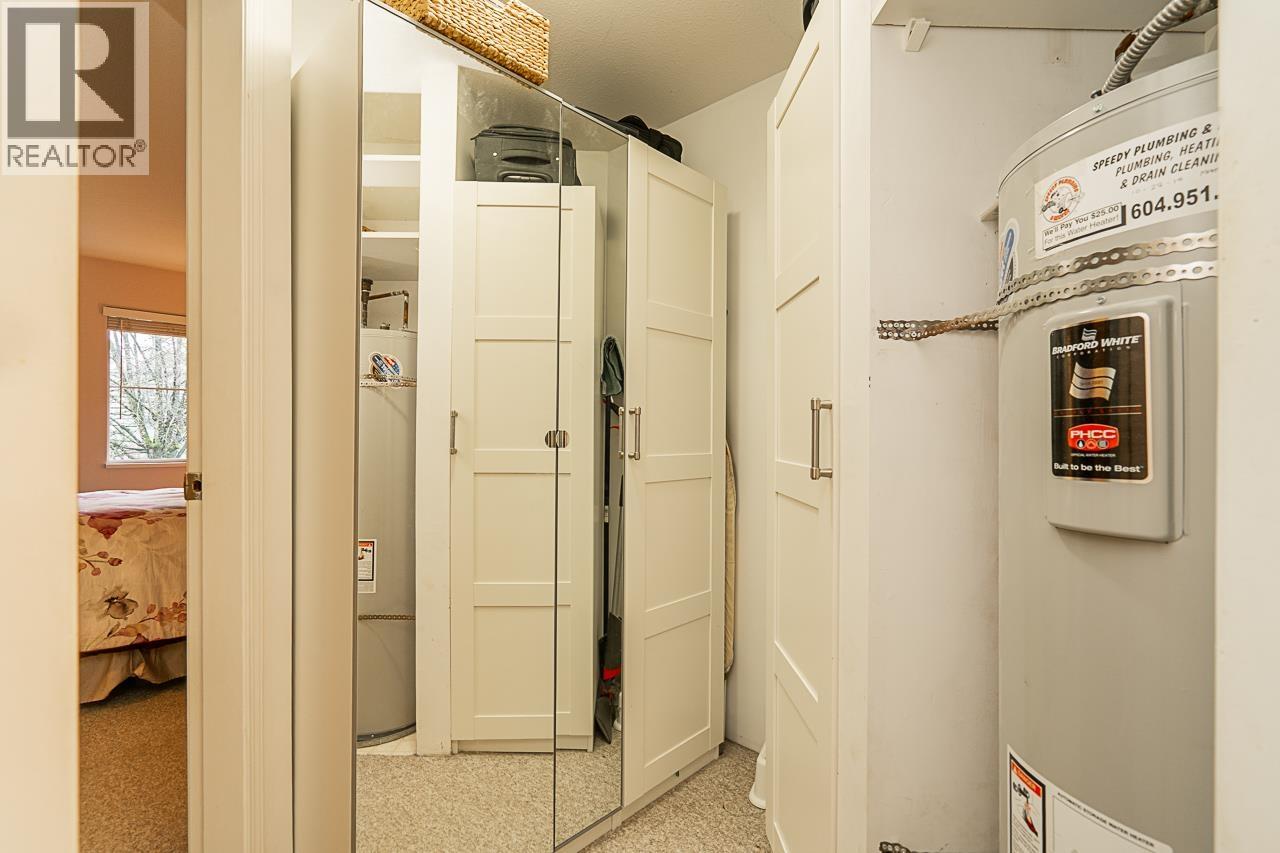 203 2983 CAMBRIDGE STREET, Port Coquitlam