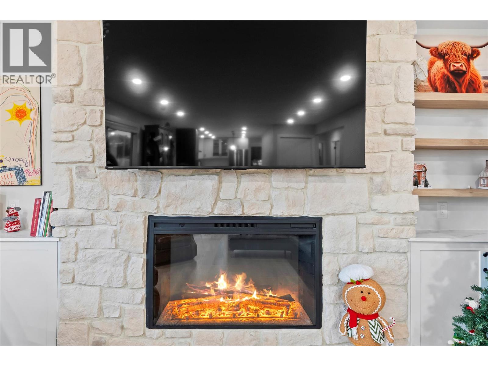 2022 Eagle Bay Road, Blind Bay