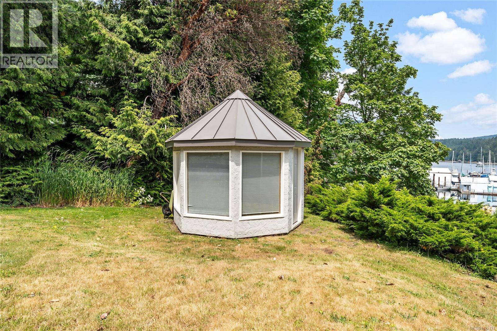 5025 GENOA BAY RD - 34