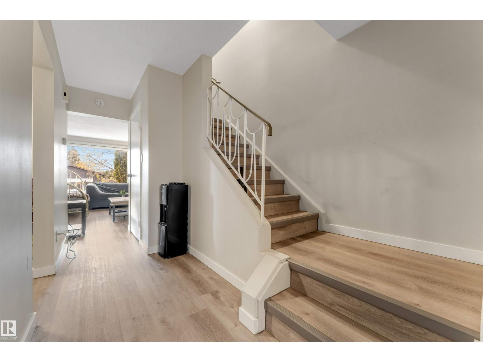 15304 121 ST NW, Edmonton