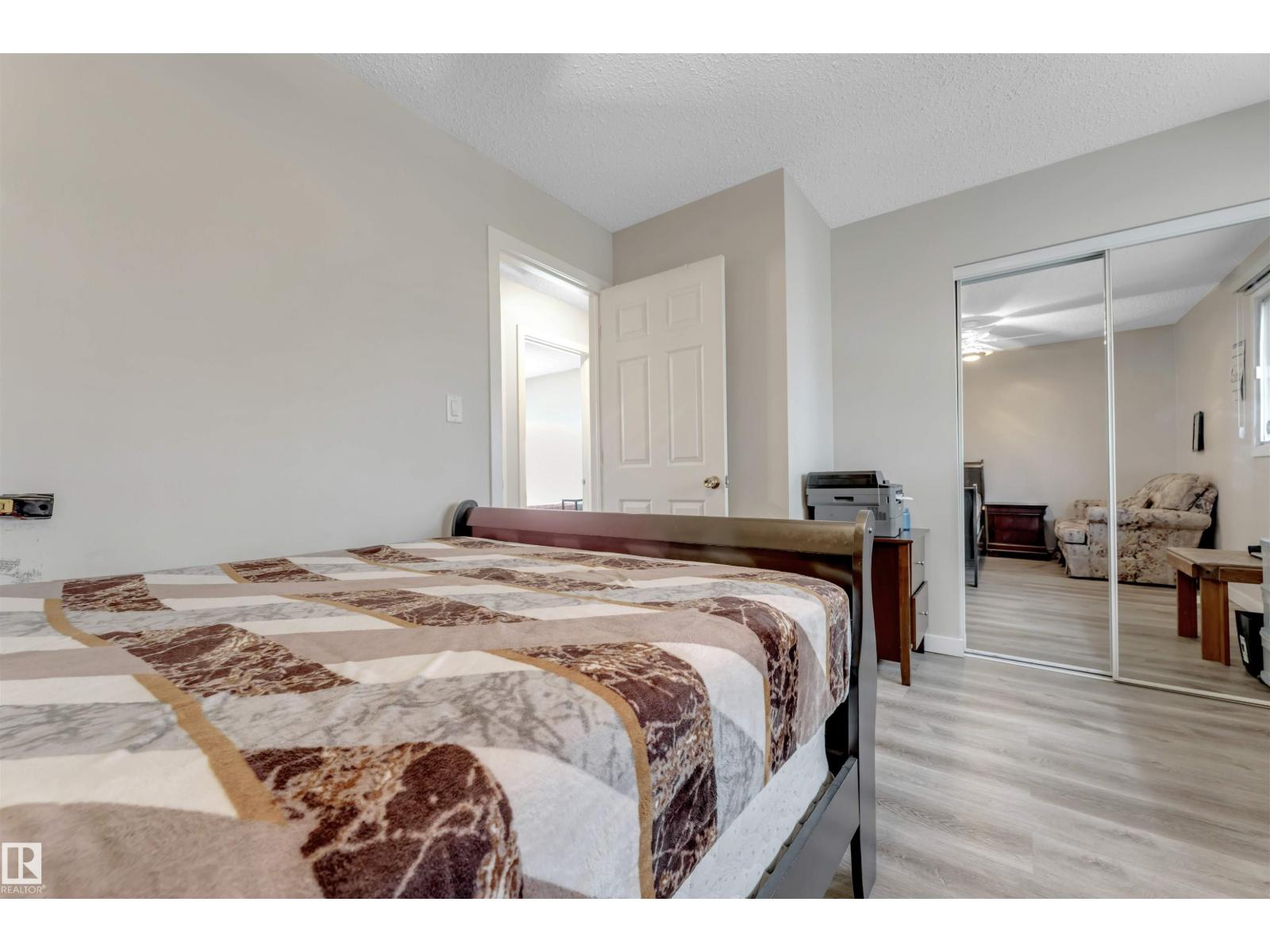 15304 121 ST NW, Edmonton